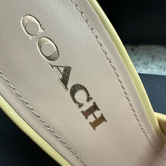 Gorgeous new in box Coach Kellie leather sandals - size 8.5 - Picture 5 of 15